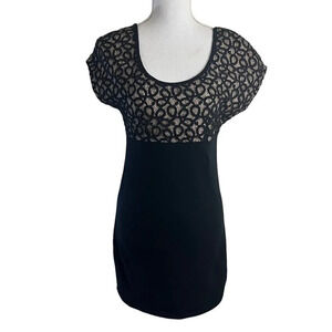 TopShop Black Mini Dress Size 8 Lace Short Sleeves Pullover Casual Round Neck